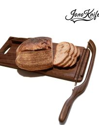 JonoKnife Walnut breadboard and knife