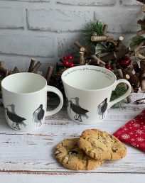 mugs and breakfast cups
